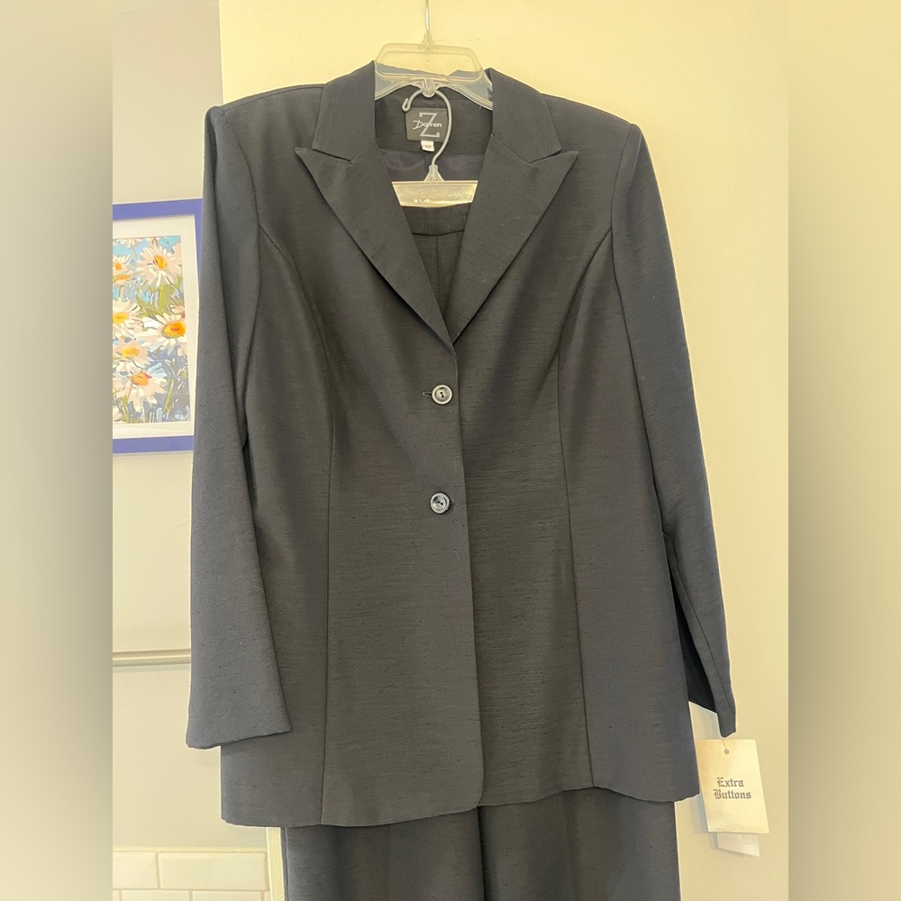 NWT Darren Z Black Women’s Pant Suit Set, jacket AND Pants, size 12 - Picture 2 of 12
